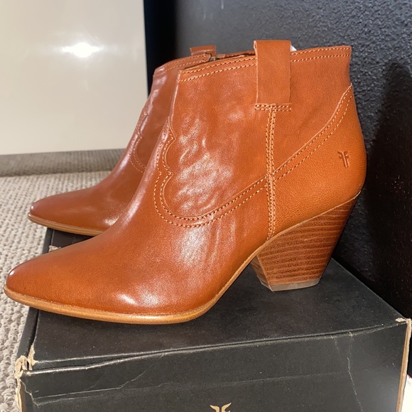 Frye Reina Bootie Cognac Size 7.5 M - Picture 3 of 6